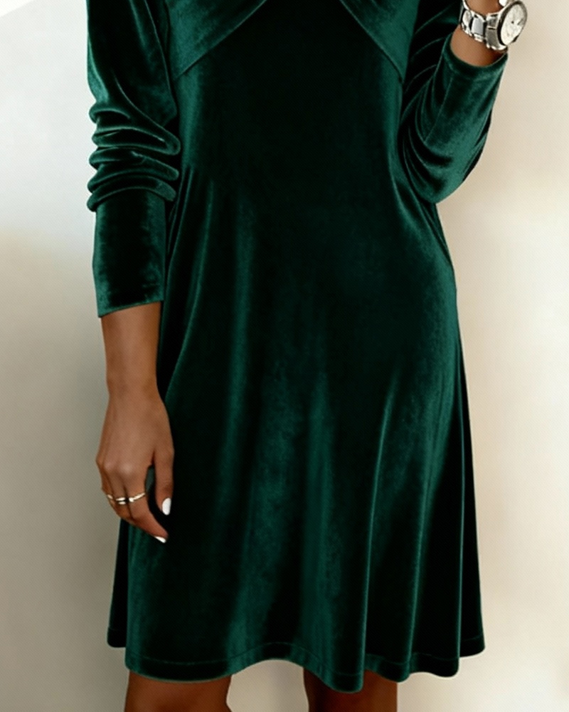 Anna - Loose Fitting Velvet Dress